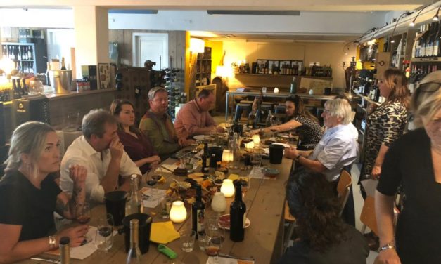 Sherry en amuses bij Vino Nobile