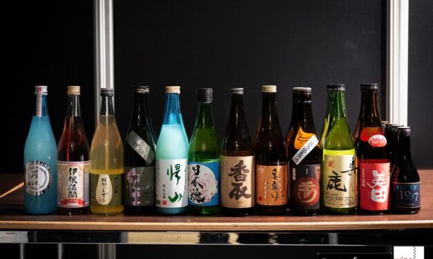 Breed spectrum junmai sake van Yoigokochi